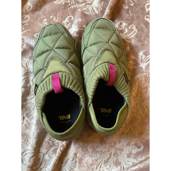 NEW‎ Teva Women's Reember Green Slip-on Moccasin Size 6 - Picture 3 of 6